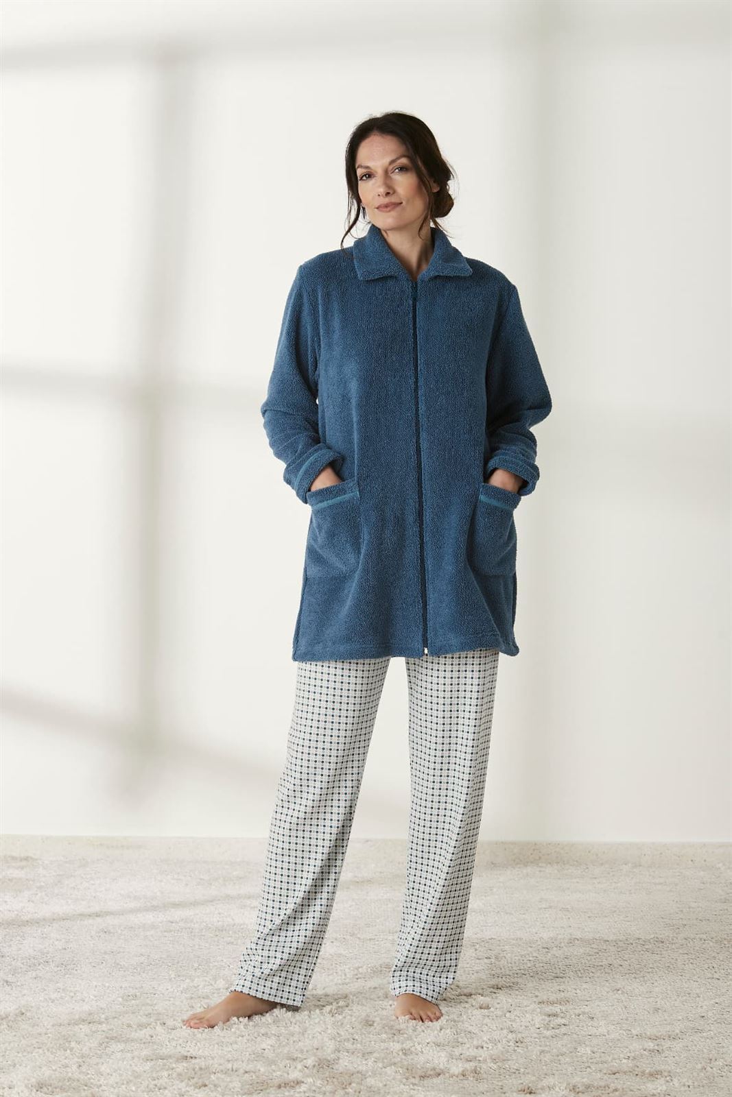 Bata corta azul - Imagen 1