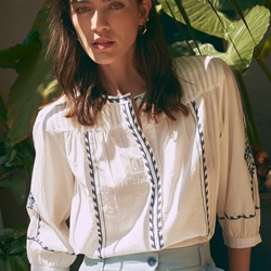 Blusa crudo bordada - Imagen 1