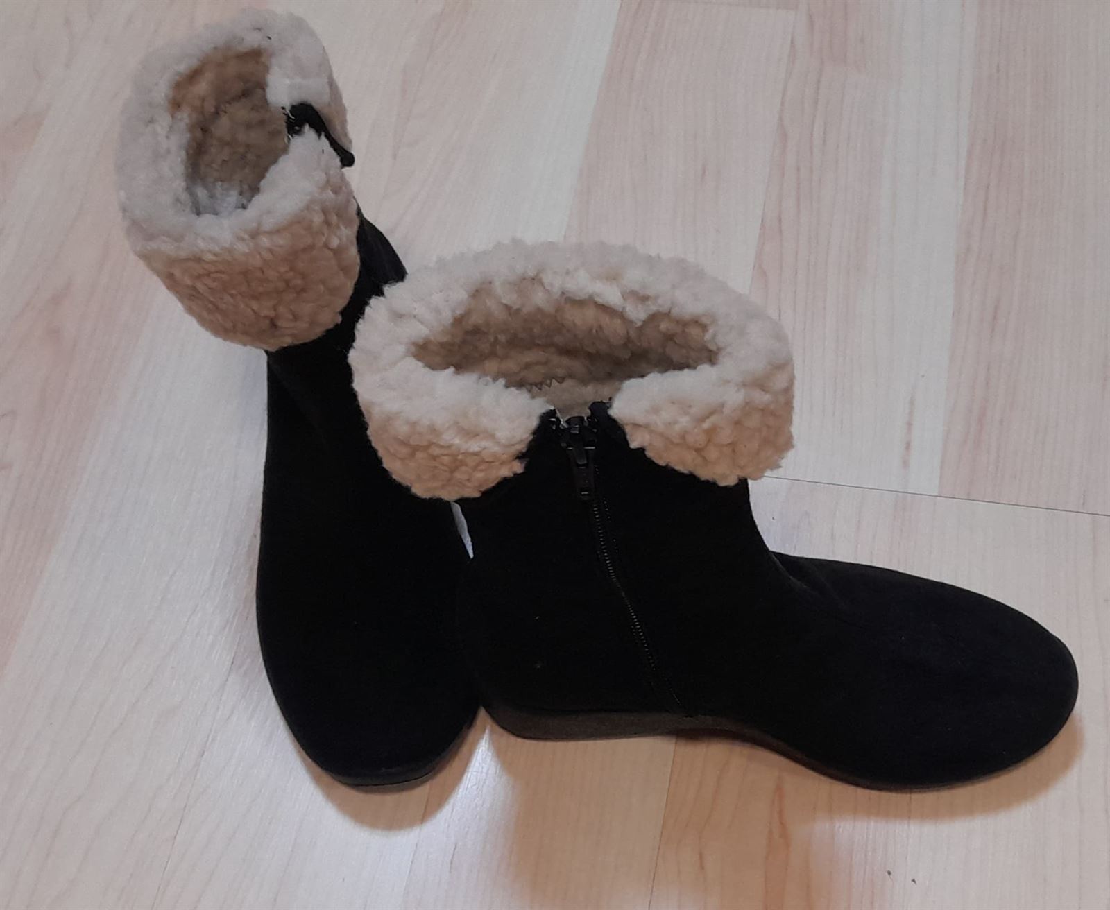 Bota negra C11 - Imagen 3