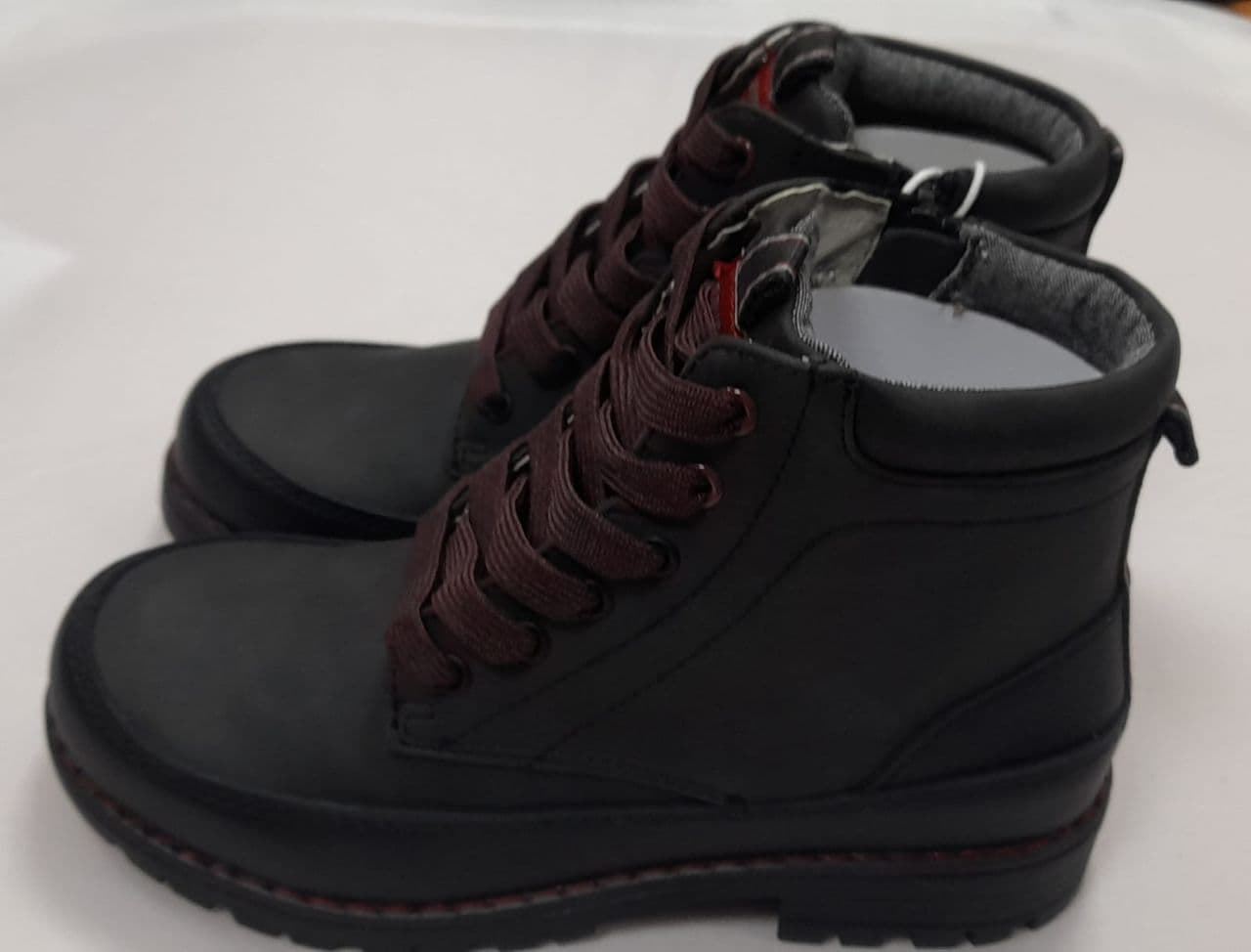 Bota negra - Imagen 2