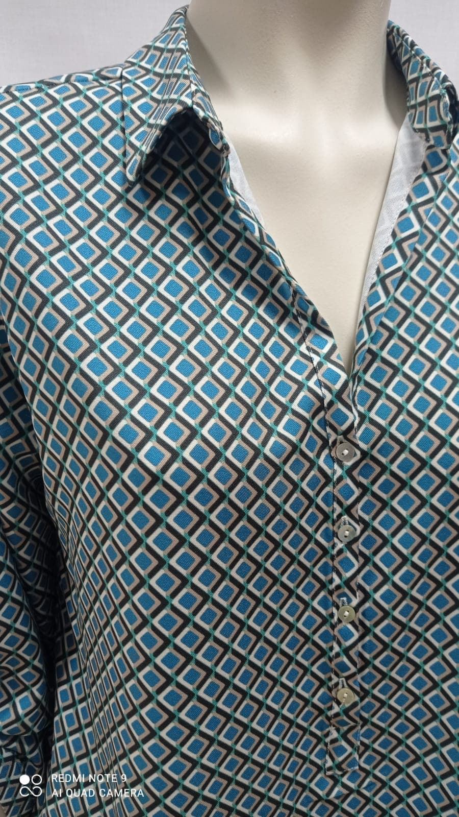 Camisa estampada verde - Imagen 3