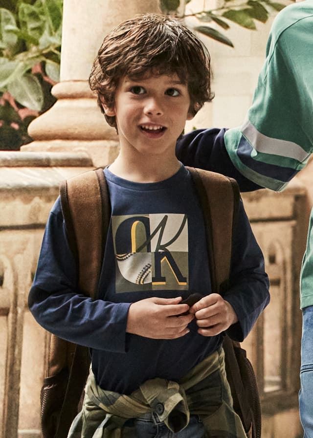 Camiseta letras azul - Imagen 1