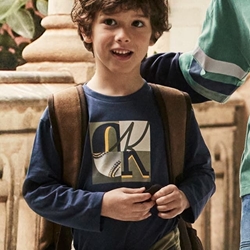 Camiseta letras azul - Imagen 1