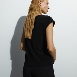 Camiseta negra - Imagen 2