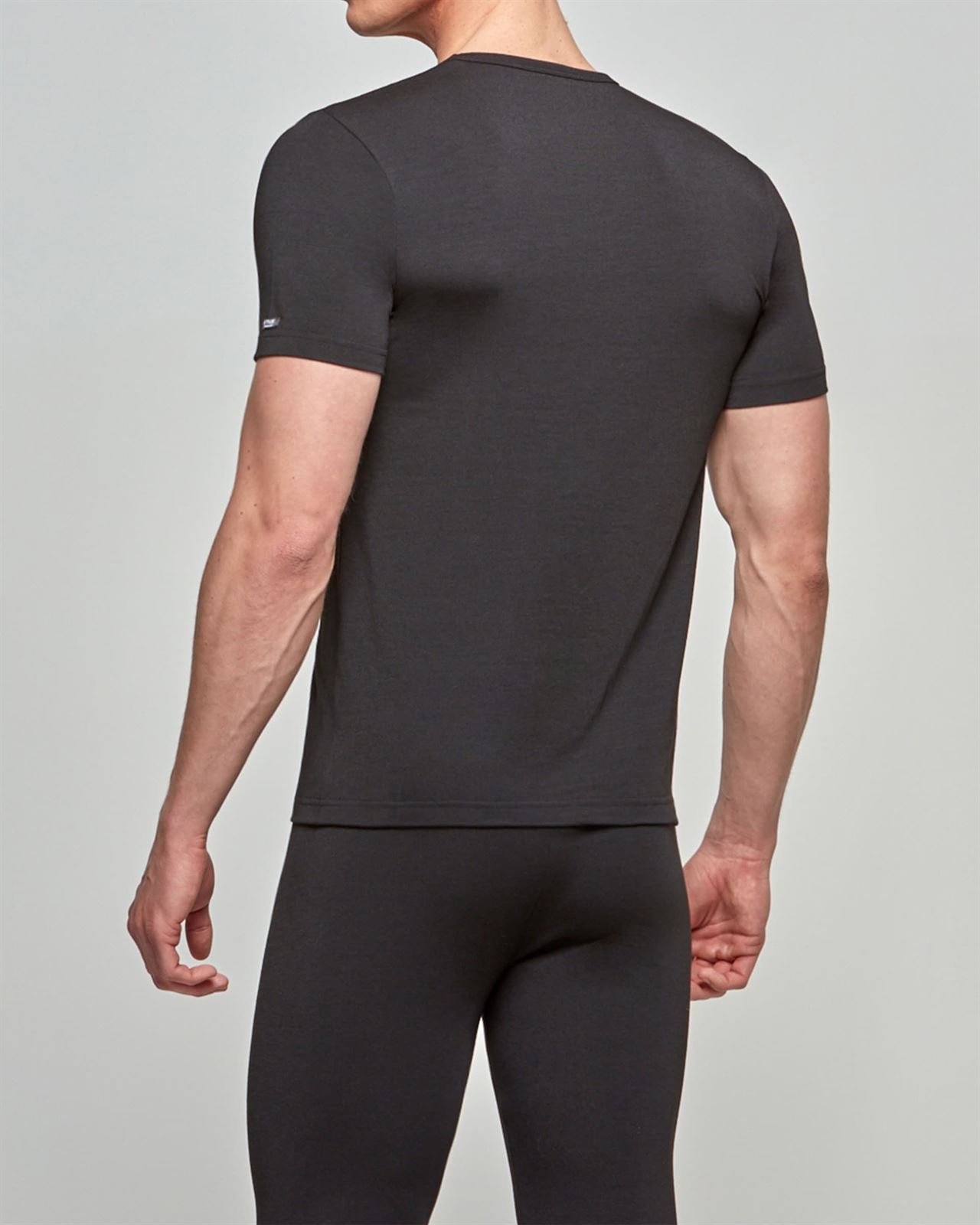 Camiseta thermo negra - Imagen 2