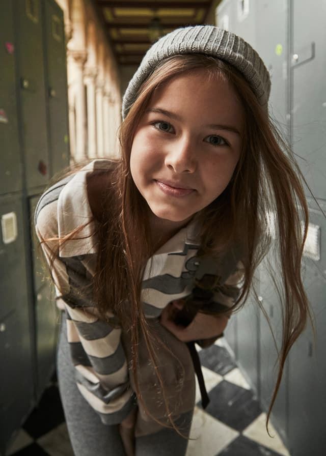 Conjunto pantalón-polo acero - Imagen 2