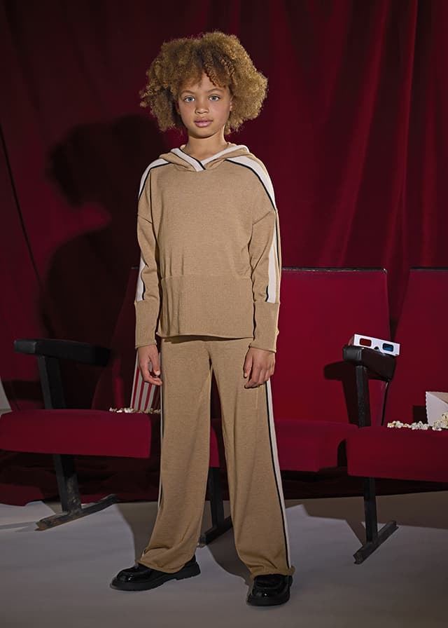 Conjunto pantalón y jersey camel - Imagen 1