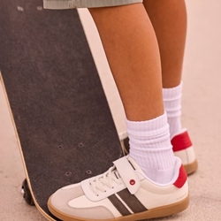 Deportiva blanca - Imagen 2