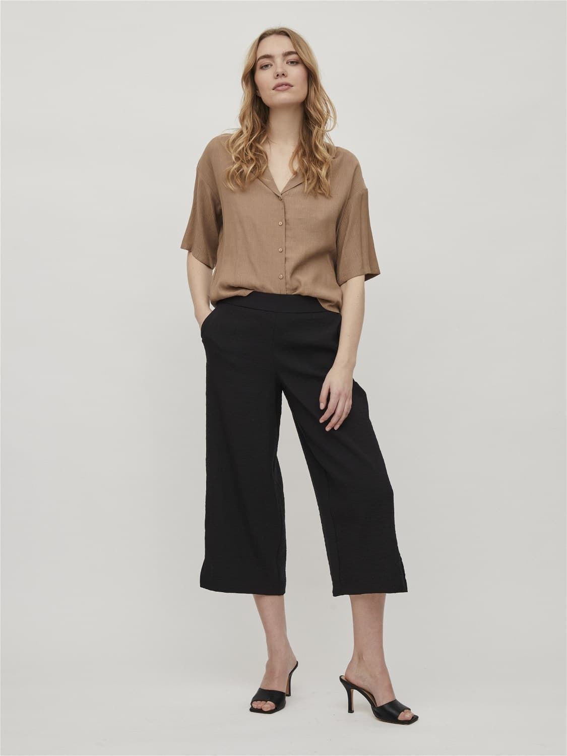 Pantalón 7/8 negro vilinea - Imagen 1