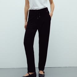 Pantalón jogger negro - Imagen 1