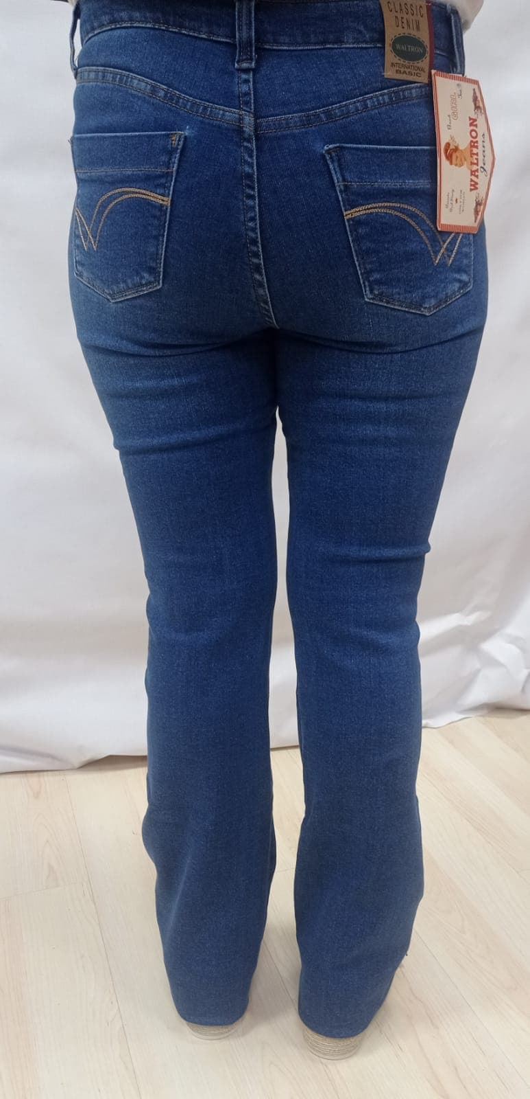 Pantalón vaquero flare - Imagen 4