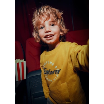 Pullover bordado mostaza - Imagen 2