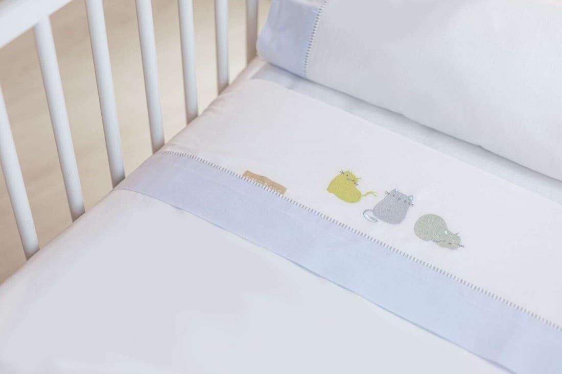 Sábana cuna  FRANELA bordadas TRI519 - Imagen 1