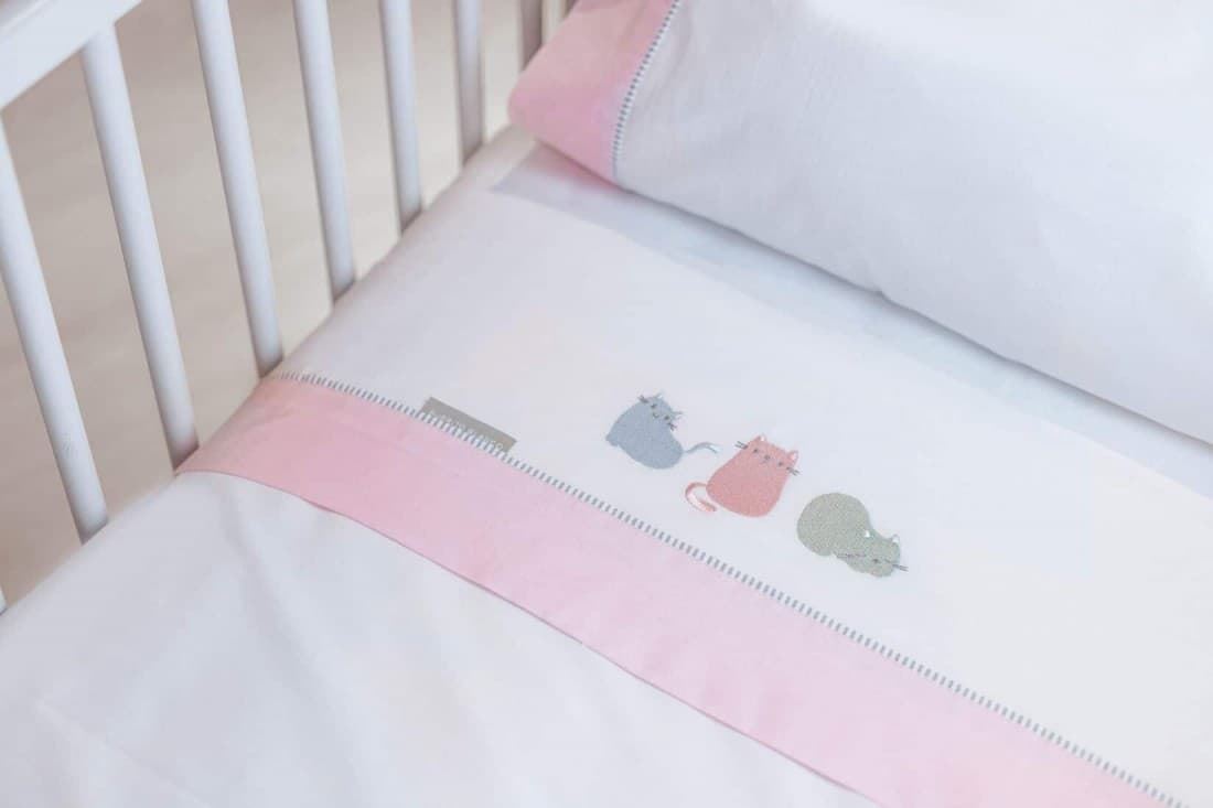 Sábana cuna  FRANELA bordadas TRI519 - Imagen 2