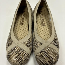 Salón Sofía caramelo - Imagen 1