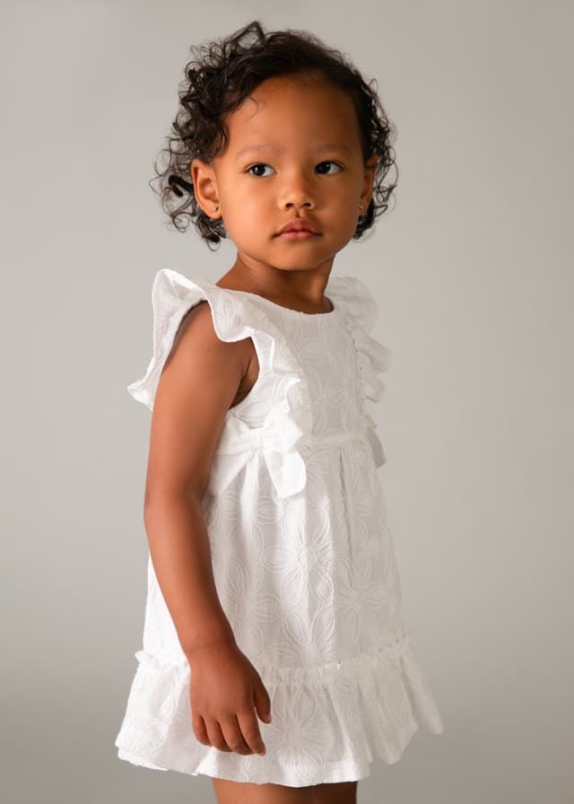 Vestido bordado blanco - Imagen 1