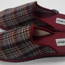 Zapatilla burdeos - Imagen 2