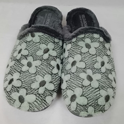 Zapatilla verde - Imagen 1